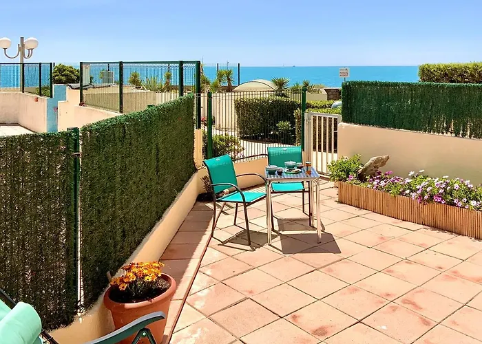 Le Zephyr, Superbe Appartement A La Corniche Avec Parking